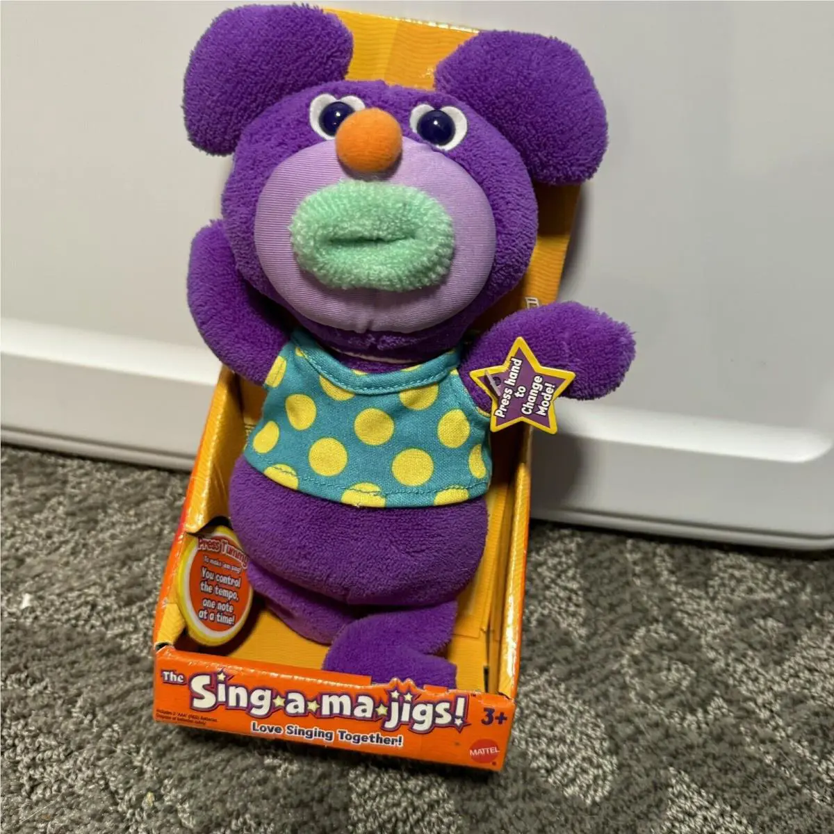 Fisher Price Mattel The Sing-a-ma-jigs Purple Singing 2010 Toy Plush Figure