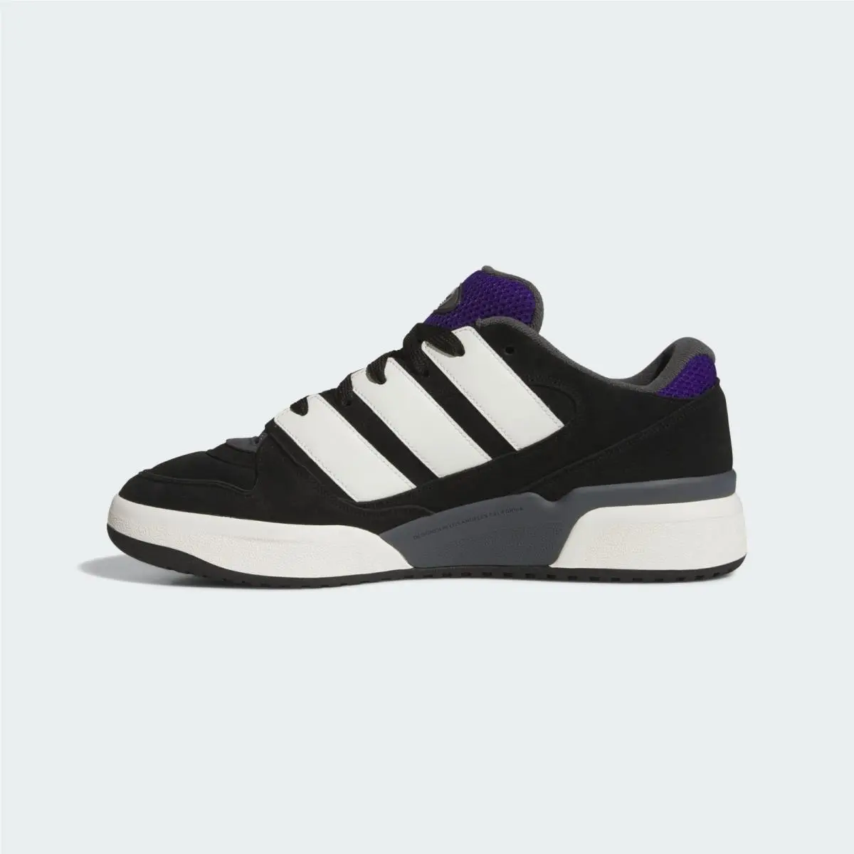 Adidas shoes - Cblack/Owhite/Cpurpl 5