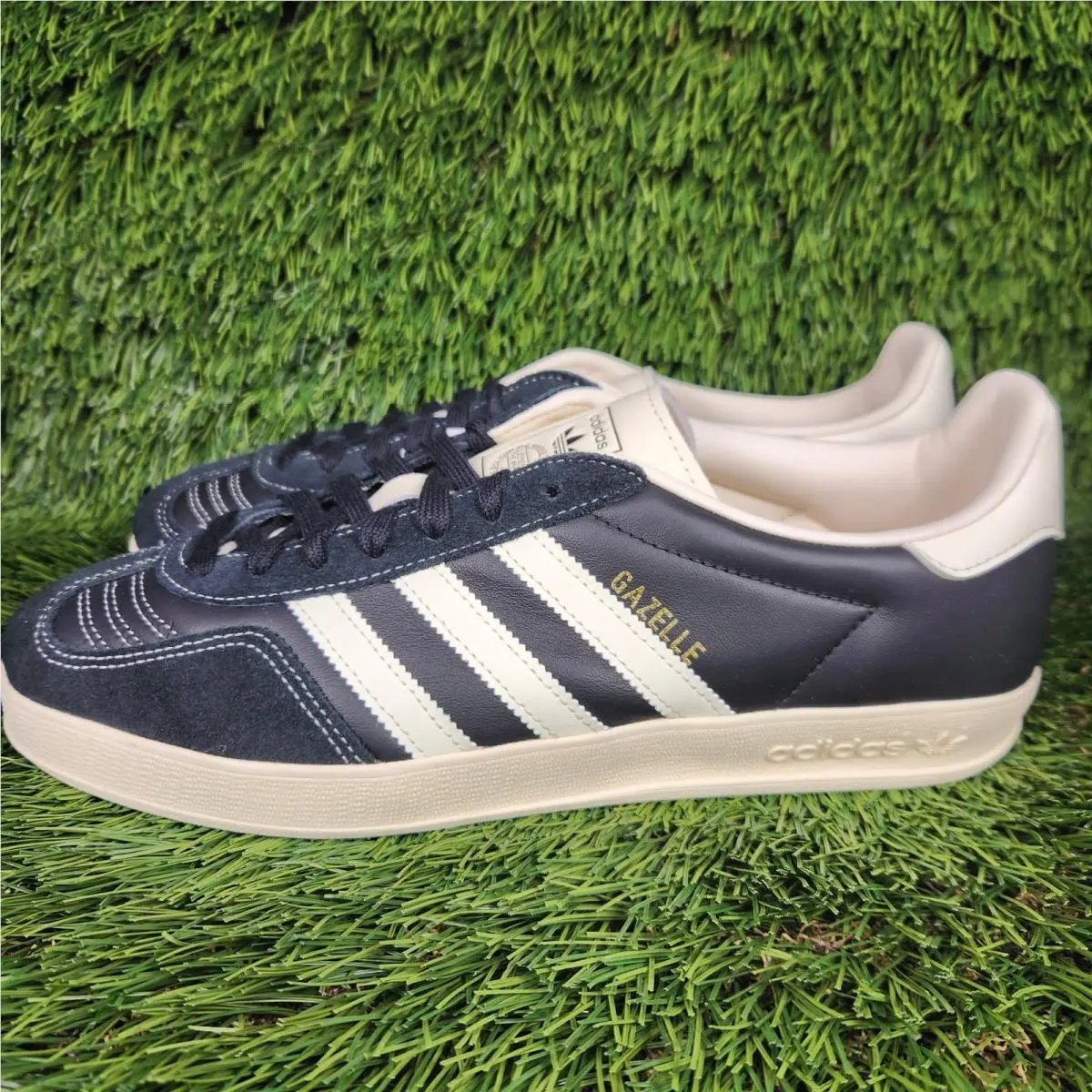 Adidas shoes - adidas Gazelle - Gazelle - JQ8385 - Black 9