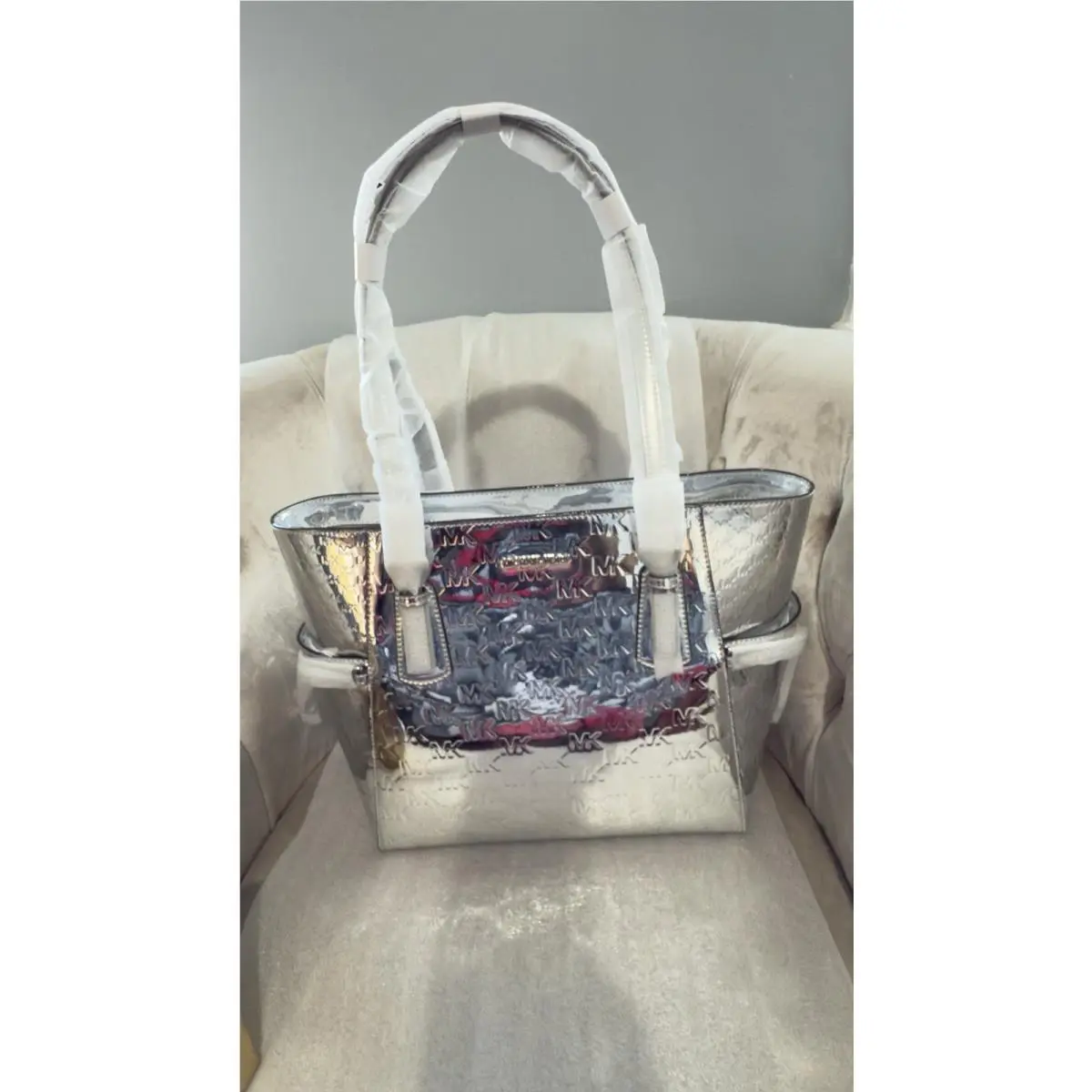 Michael Kors Voyager Large Mirror Metallic Tote Bag Handbag Purse Silver