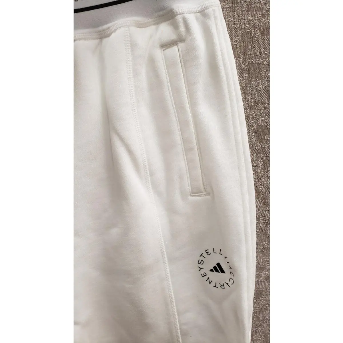 Adidas clothing - H59980 - H59980 - White 1