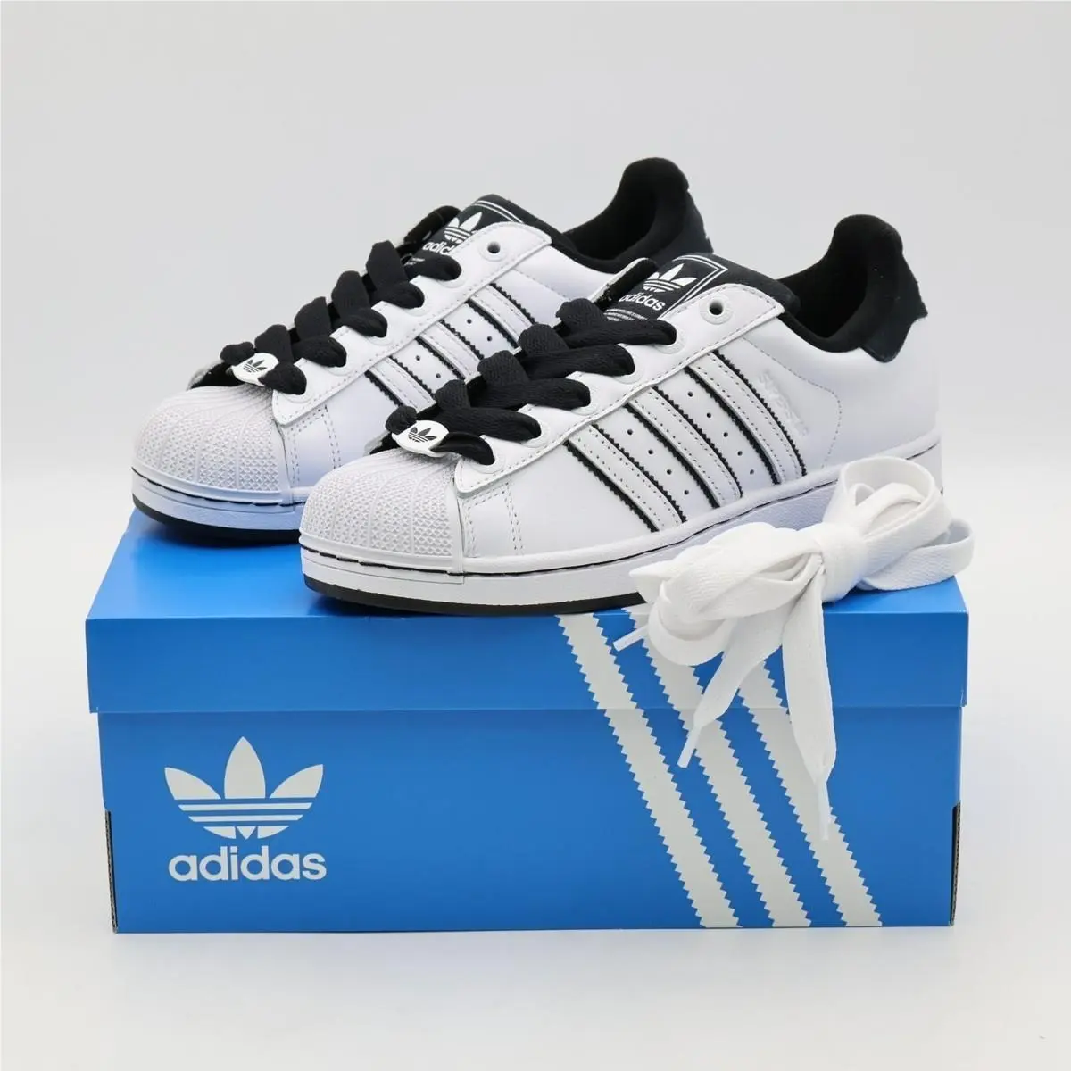 Adidas Superstar Ii. . Women Size: 8.5