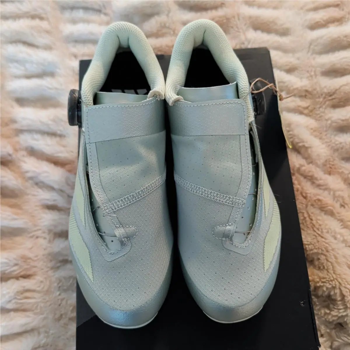 Adidas shoes - Green (UPC: 196472143656) 0