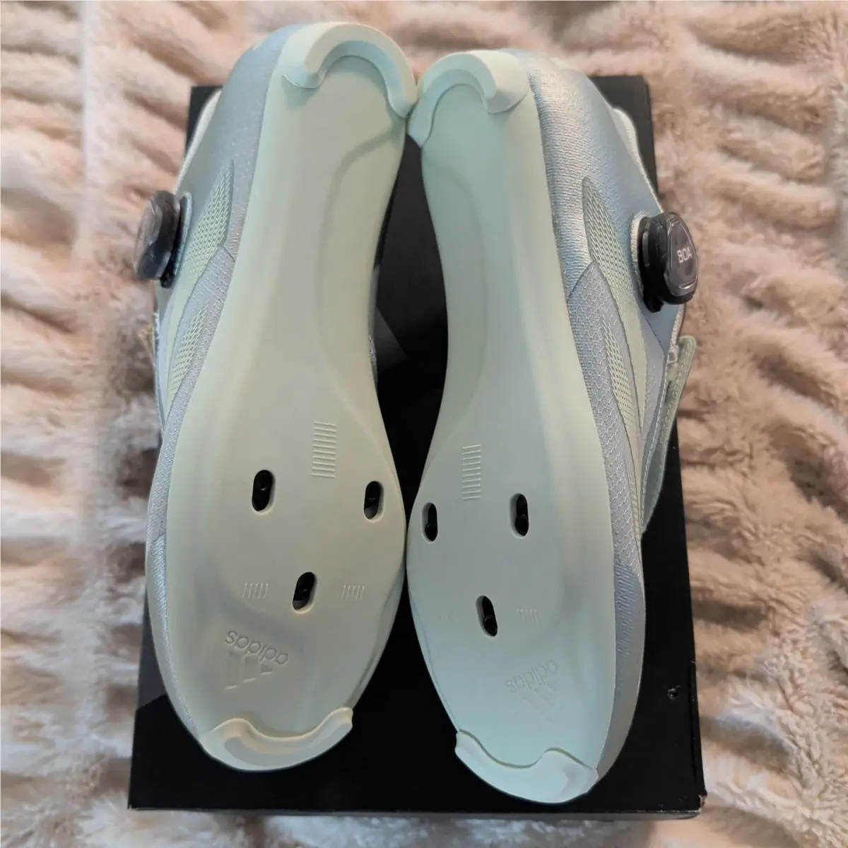 Adidas shoes - Green (UPC: 196472143656) 2