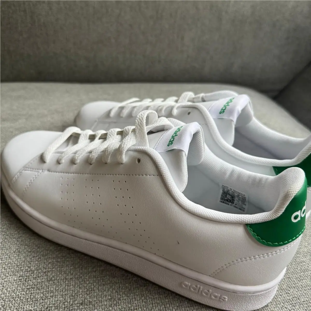 Adidas shoes - White 3