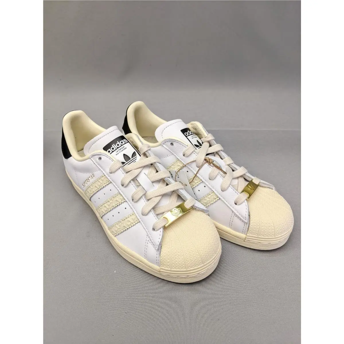 Adidas shoes - NA - ID4675 - Cloud White / Cloud White / Core Black 5