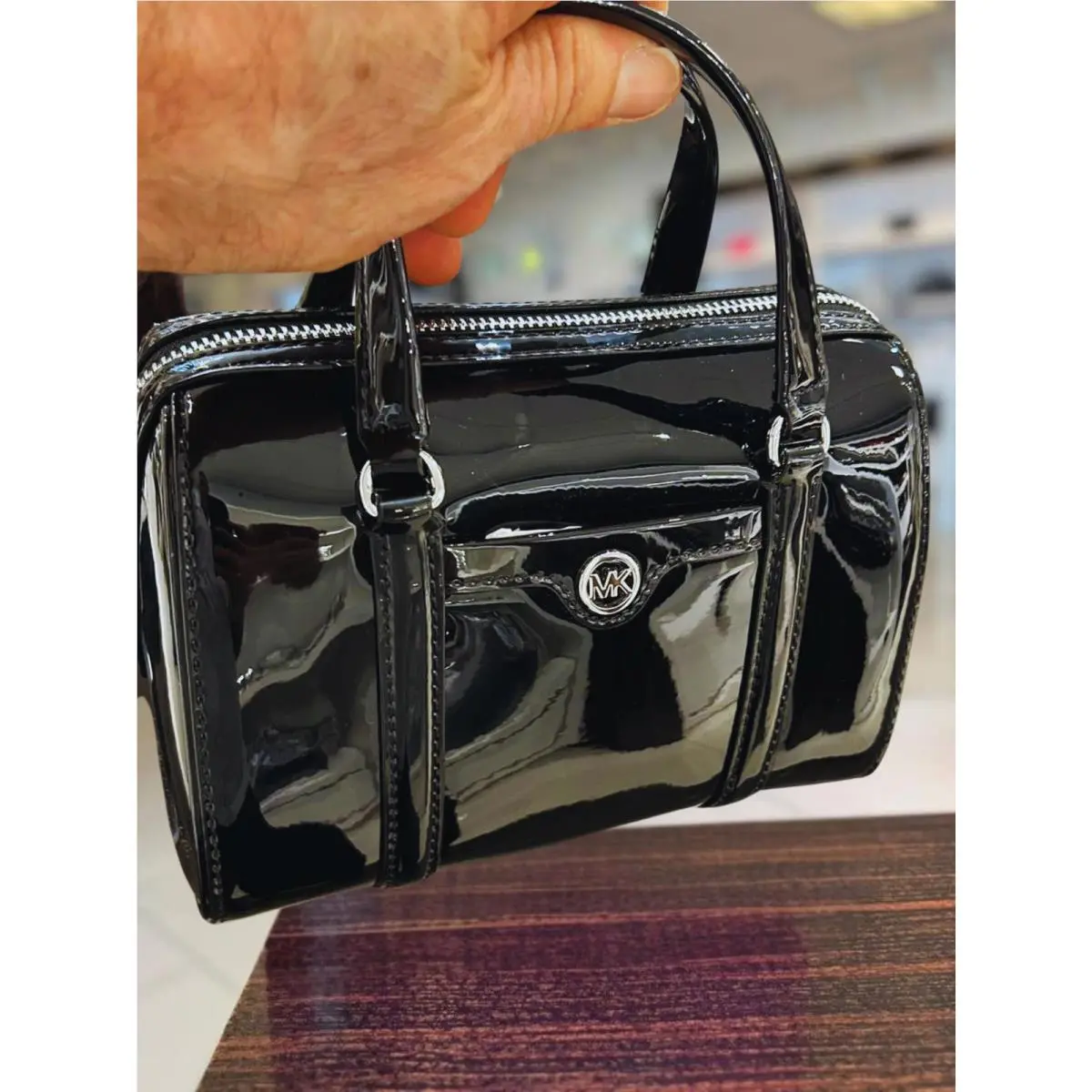 Michael Kors Jet Set Women Small Metallic Duffle Crossbody Handbag Purse Black