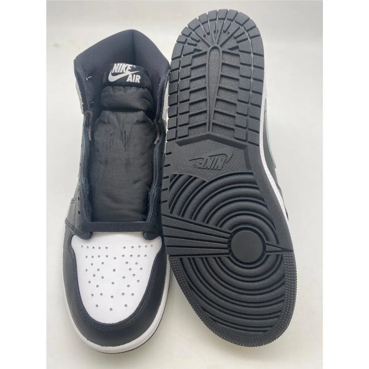 Nike shoes  - Black 3
