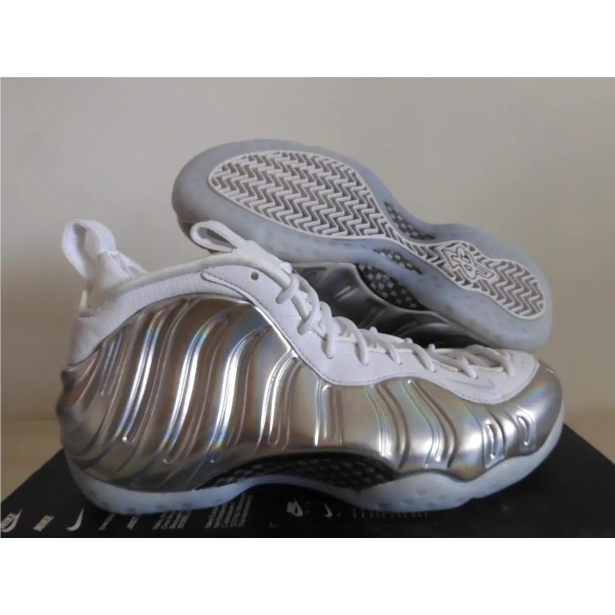 Nike shoes - Nike Air Foamposite - Air Foamposite - AA3963-100 - White 6