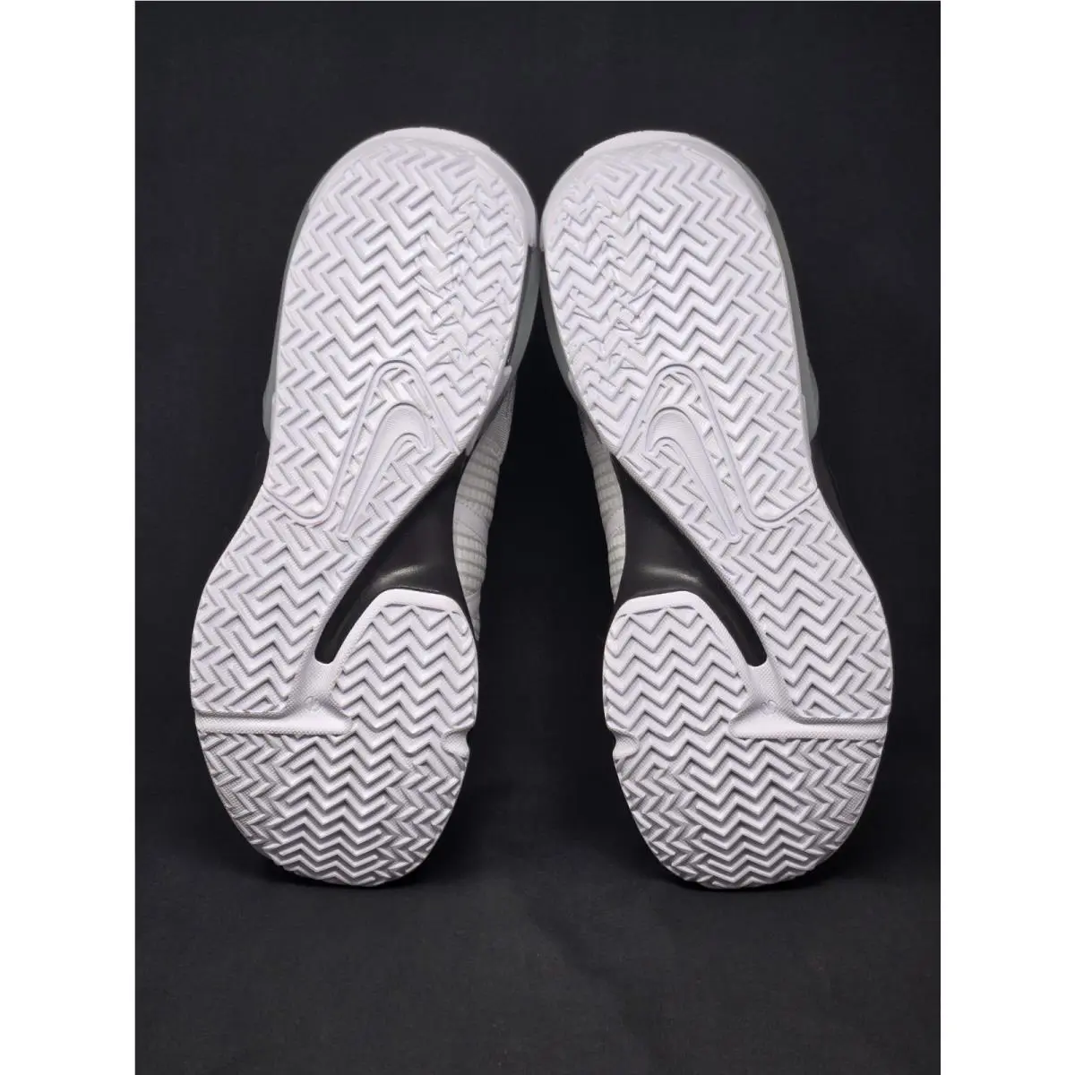 Nike shoes - Nike LeBron Witness - LeBron Witness - DZ3299-100 - White 6