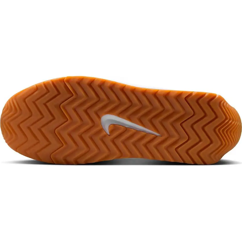 Nike shoes - Black/Gum 8