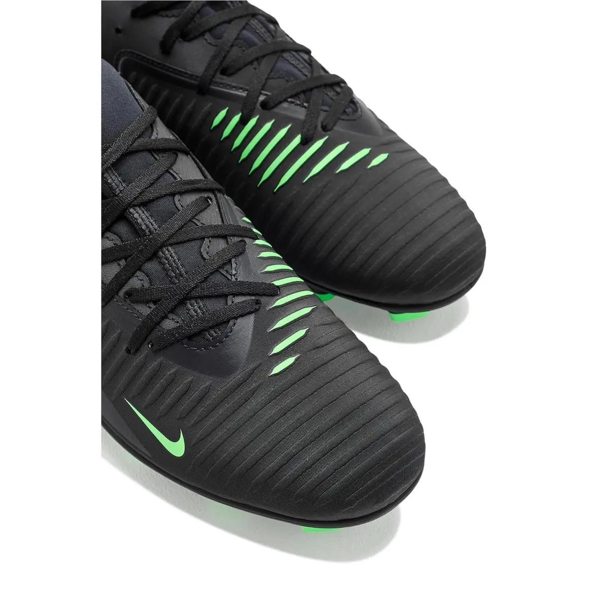 Nike shoes - Black/Illusion Green/Black 11
