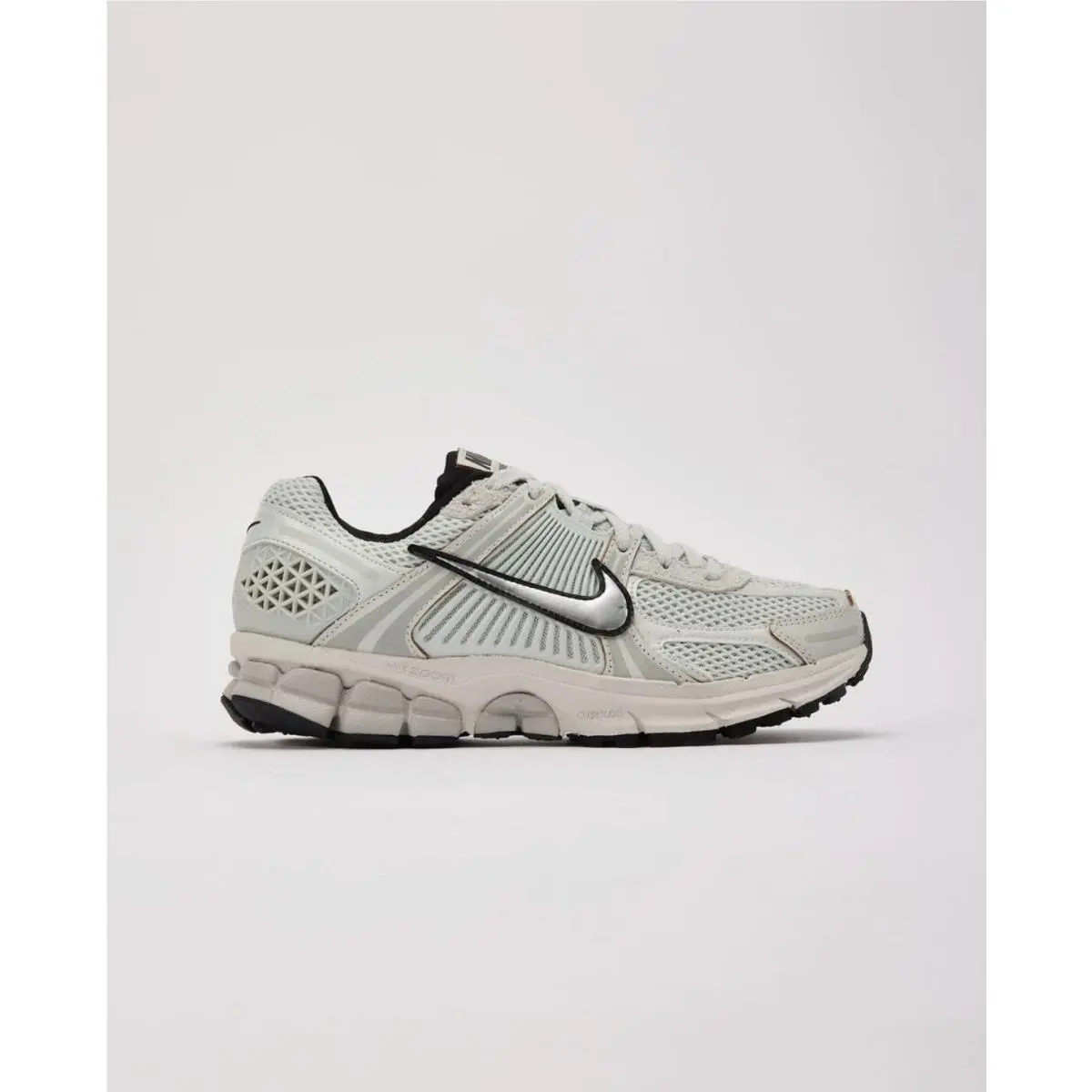 Nike shoes - Nike Air Zoom Vomero 5 - FN6742-001 - Silver 4