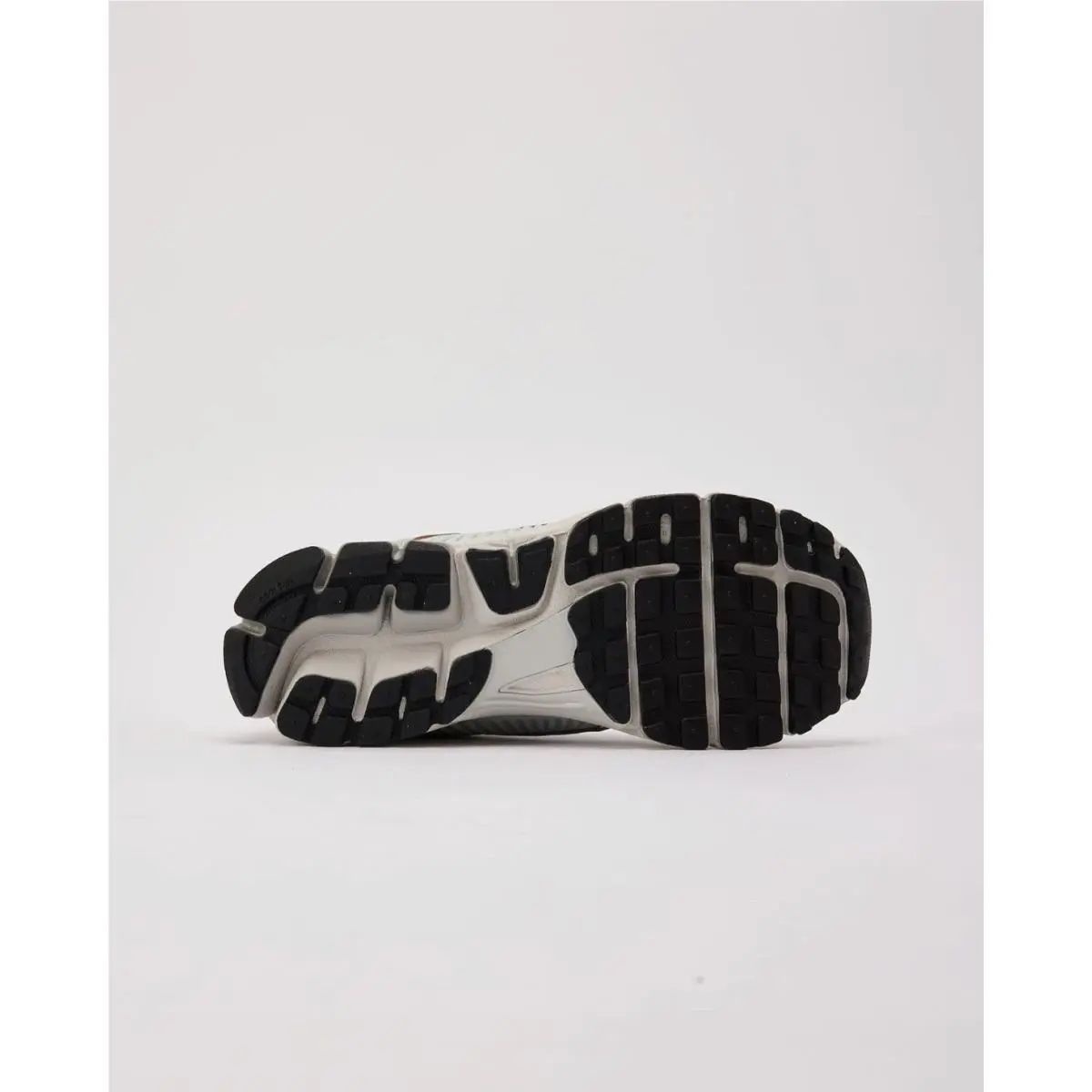 Nike shoes - Nike Air Zoom Vomero 5 - FN6742-001 - Silver 7