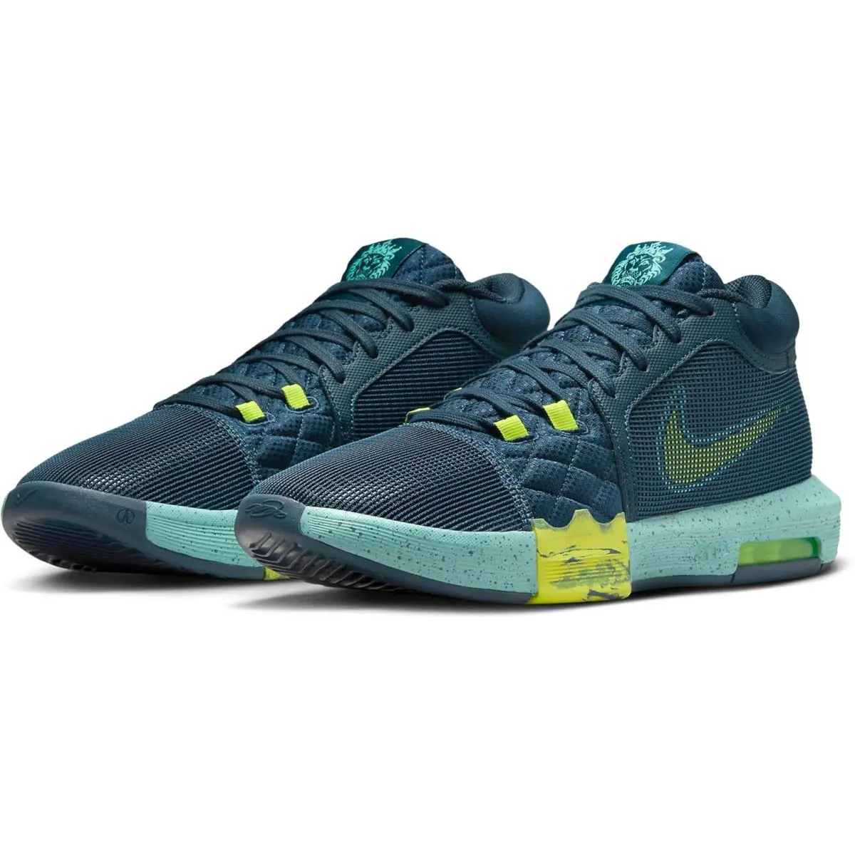 Nike shoes - Nike LeBron Witness - LeBron Witness - FB2239 402 - Green 1