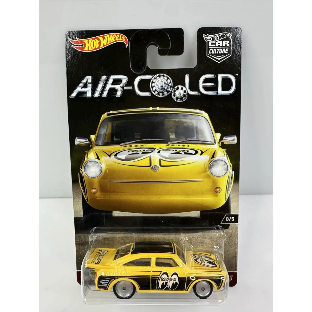 Hot Wheels Car Culture Air-cooled 65 Volkswagen Fastback Mooneyes Yellow Htf