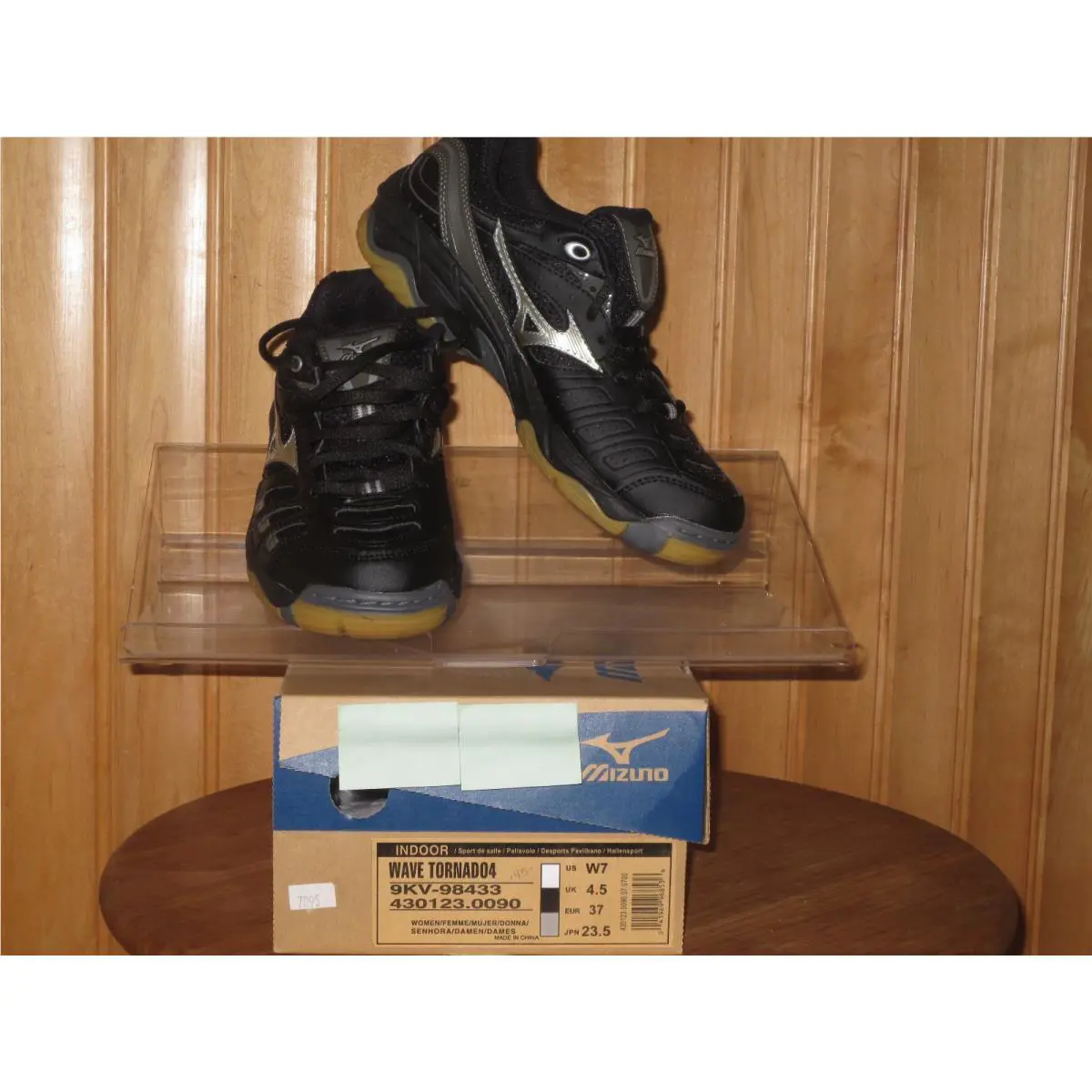 Mizuno shoes - Black Silver (UPC: 041969968536) 0