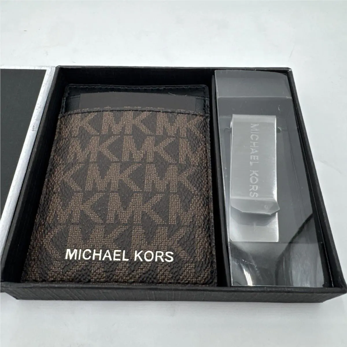 Michael Kors Gifting Card Case Money Clip Black Brown Signature Logo Gift Box