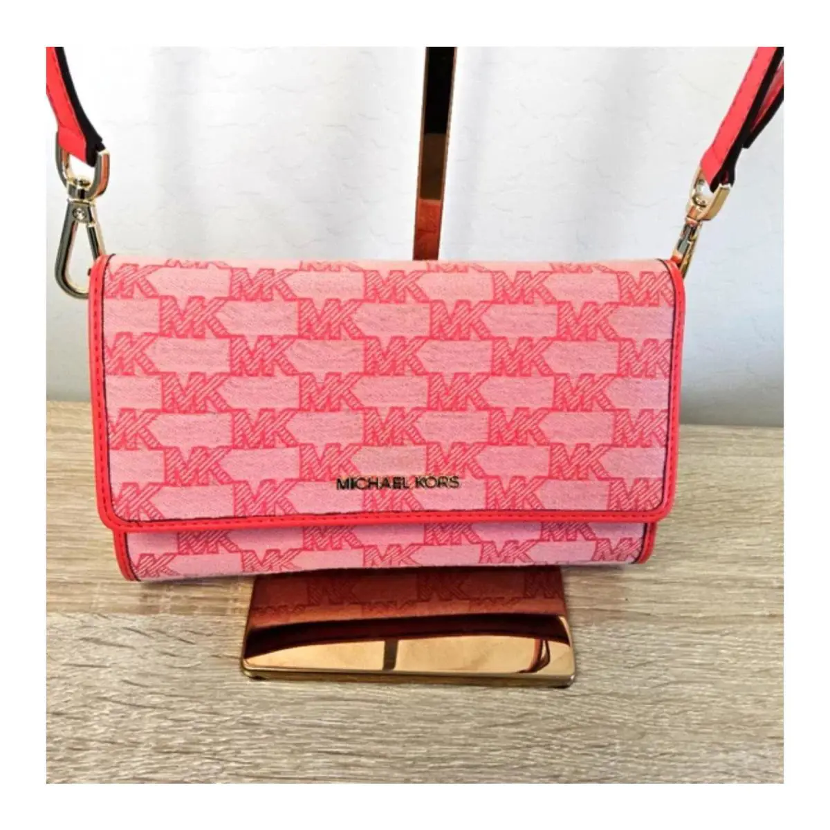 Michael Kors Jet Set Item Large Zip Around Wallet Crossbody