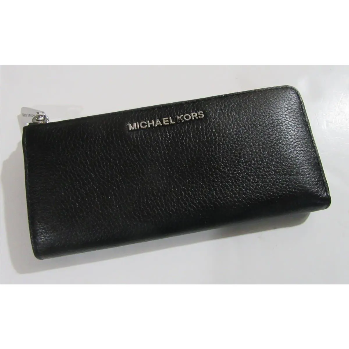 Michael Kors Bedford Large Three Quarter Zip Leather Wallet Black / Silver