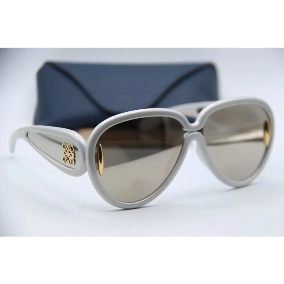 Loewe LW 40132I 24C Grey Gold Mirrored Frames Sunglasses 65-14