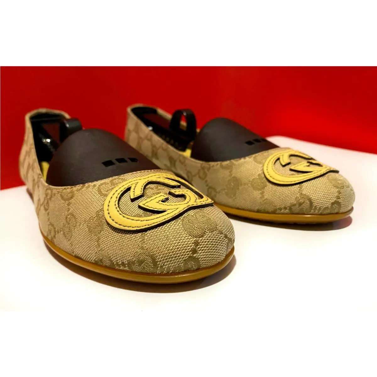 Gucci GG Women`s Brown Luxury Canvas Horse Bit Loafers Size 37.5 G