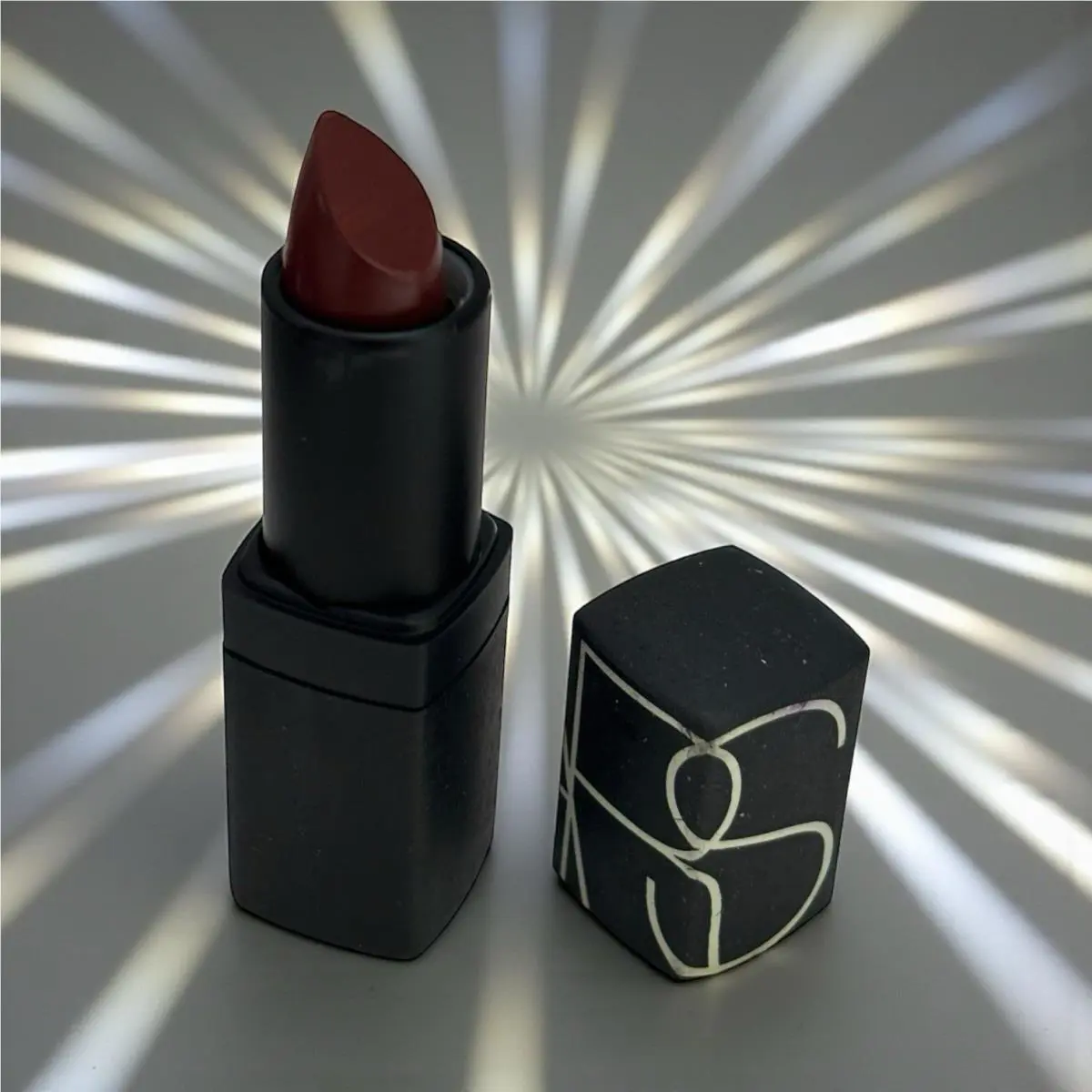 Nars Lipstick Rouge À Lèvres Shade: 1015 Cabaret - 0.12oz/ 3.40g