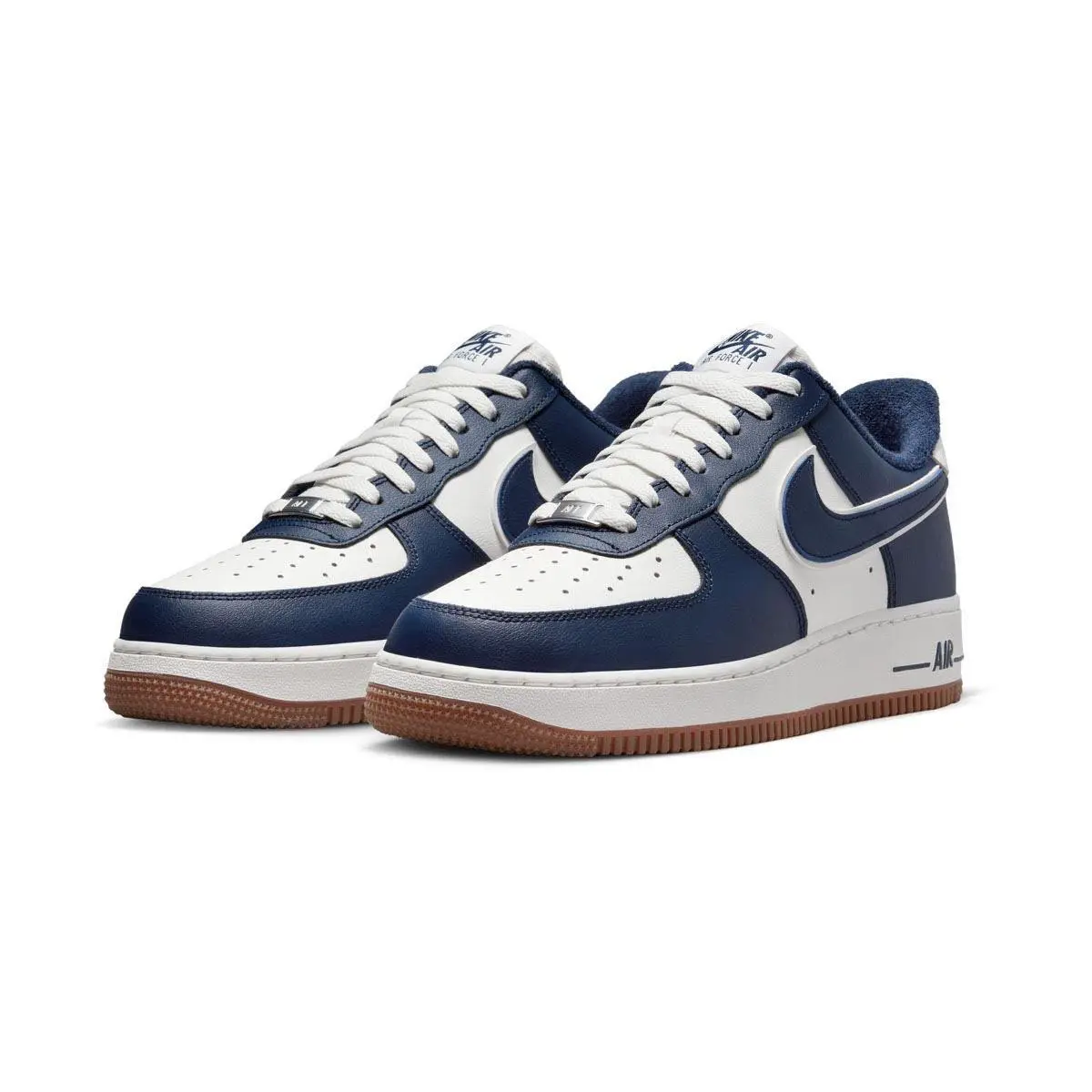 Nike shoes - SAIL (UPC: 196154975902) 1