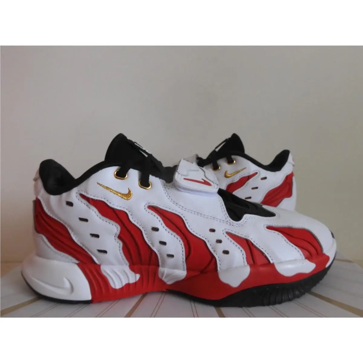 Nike shoes - Nike LeBron 21 - LeBron - HV1221-100 - White (UPC: 197863010960) 0