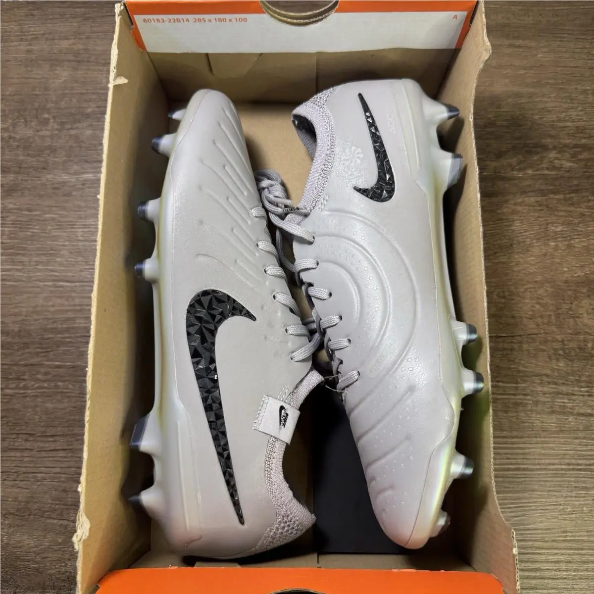 Nike shoes - Nike Legend - Legend - HF4371-001 - Black 1
