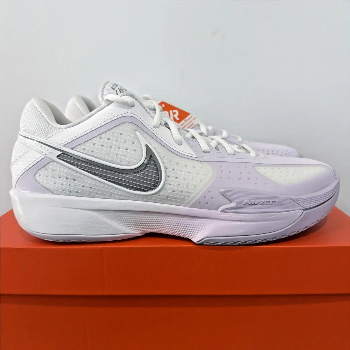 Nike Air Zoom GT Cut Cross Men`s Size 11 White Purple Basketball HF0218-100