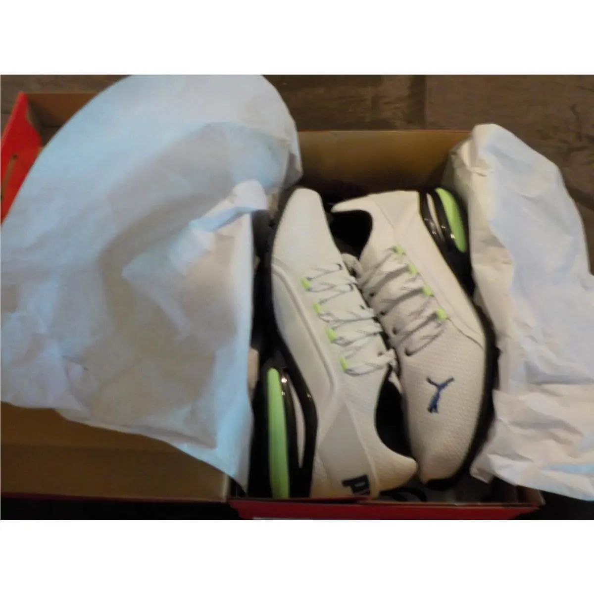 Puma shoes - PUMA Axelion - Axelion - 37791105 - White /Green trimming (UPC: 195552965850) 4