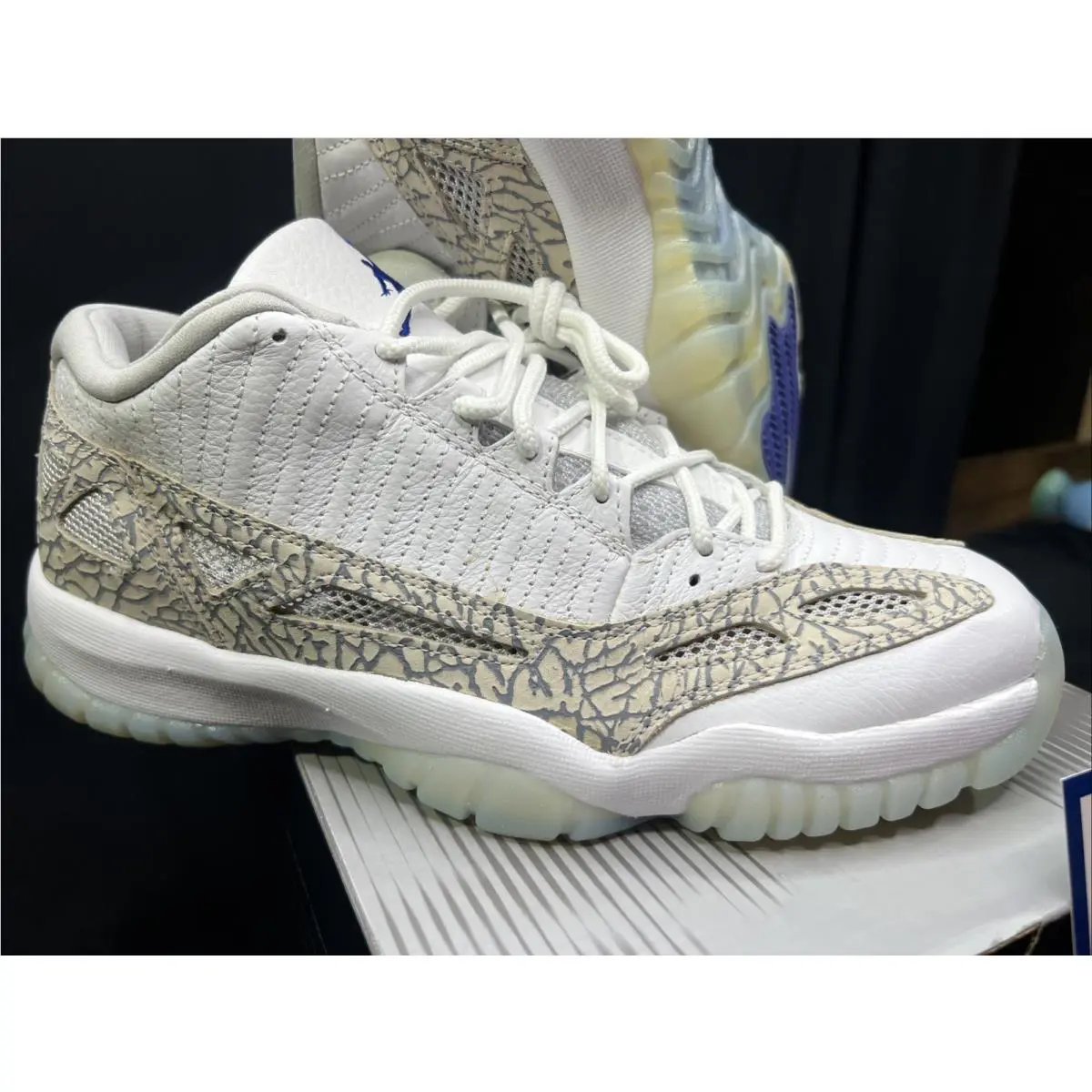 Nike shoes - Air Jordan 11 - Air - 306008142 - Gray 1