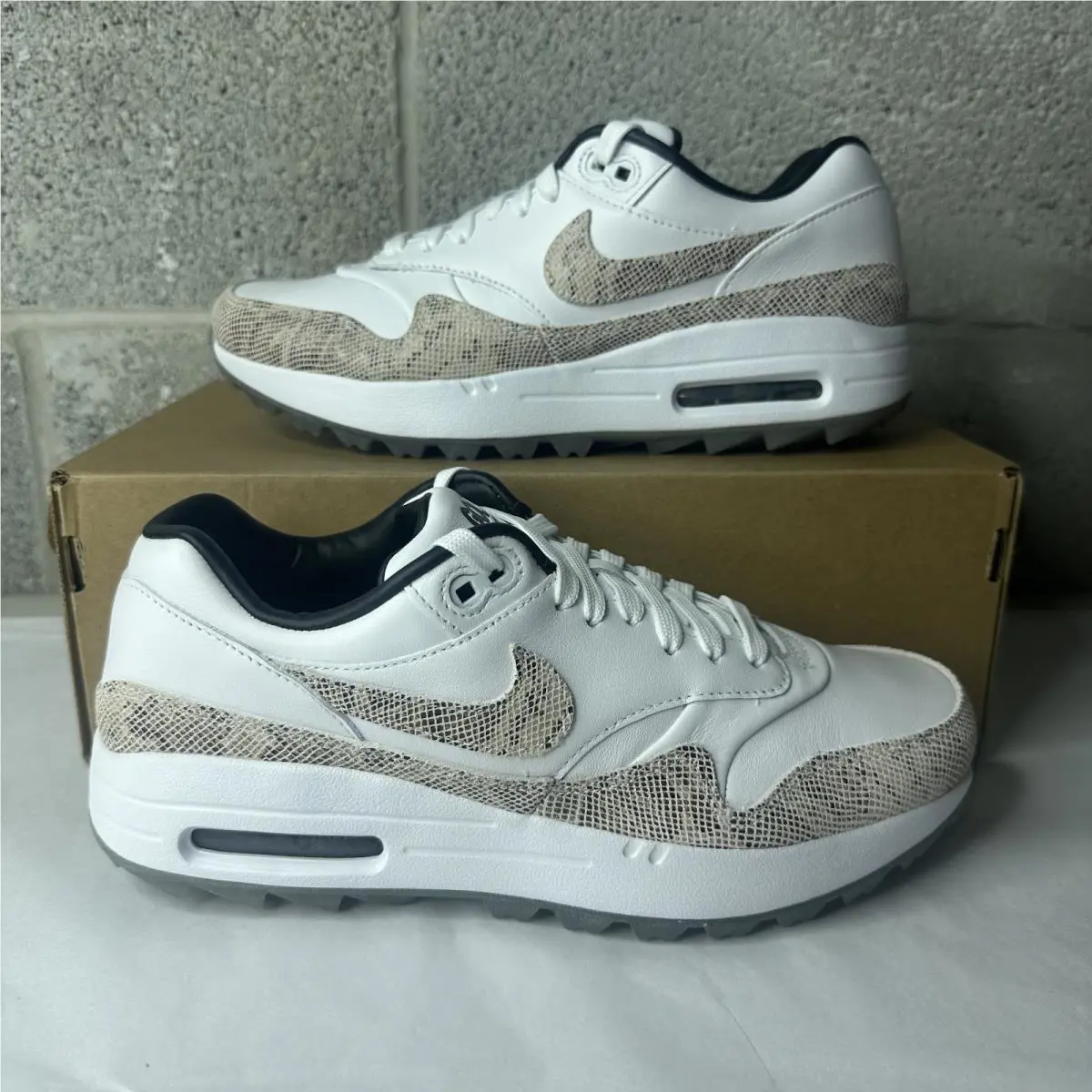 Nike shoes - Nike Air Max 1 - Air Max - White 0