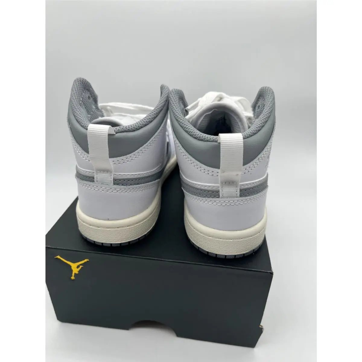 Nike shoes - Air Jordan 1 Mid - Air Mid - White 2
