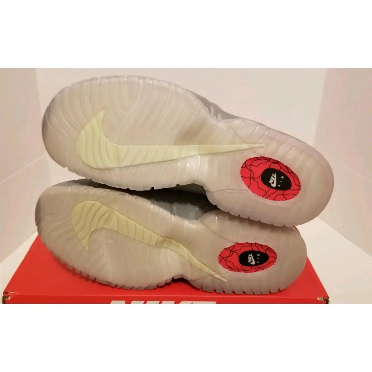 Nike shoes - Nike Air Max Penny 1 - Silver 3