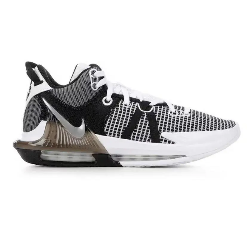 Nike shoes - Black 3