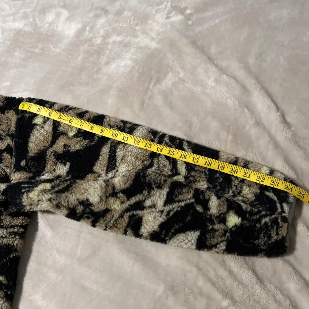 Nike clothing - Nike ACG - ACG - HJ2683-297 - Camo 11