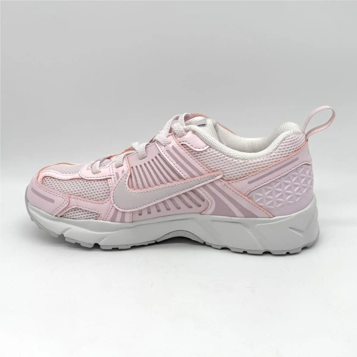 Nike shoes - Nike Vomero 5 - Vomero - HF6999 600 - Pink (UPC: 197863529691) 4