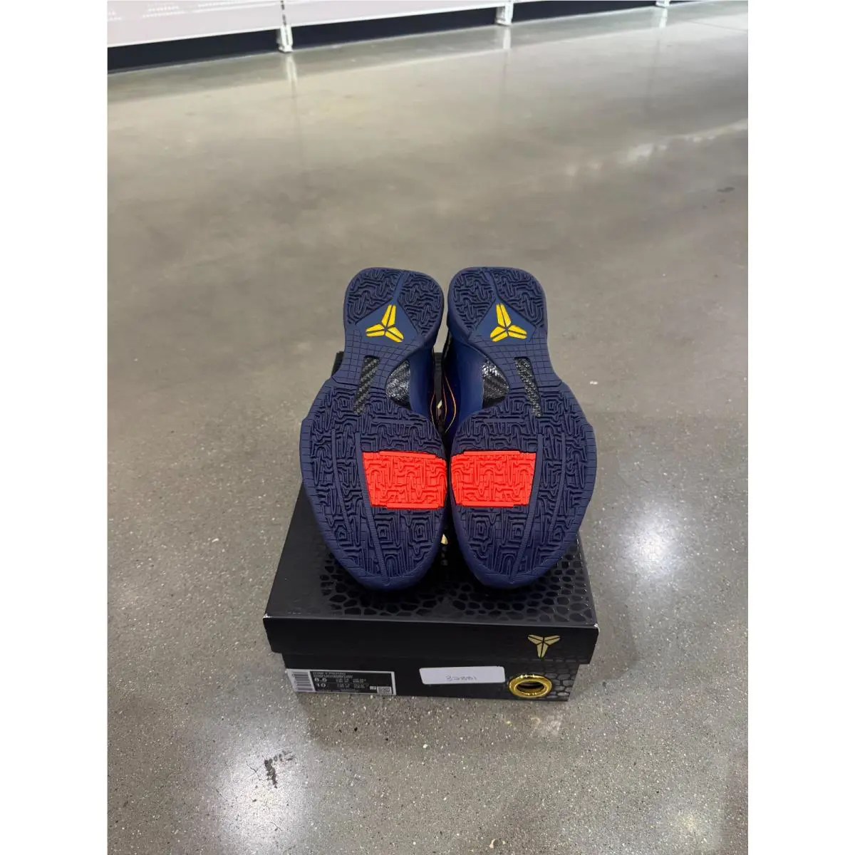Nike shoes - Blue 2
