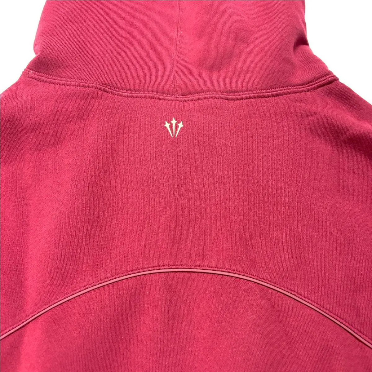 Nike clothing - Red (UPC: 197863723877) 7