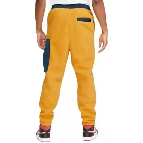 Nike clothing - Yellow 0