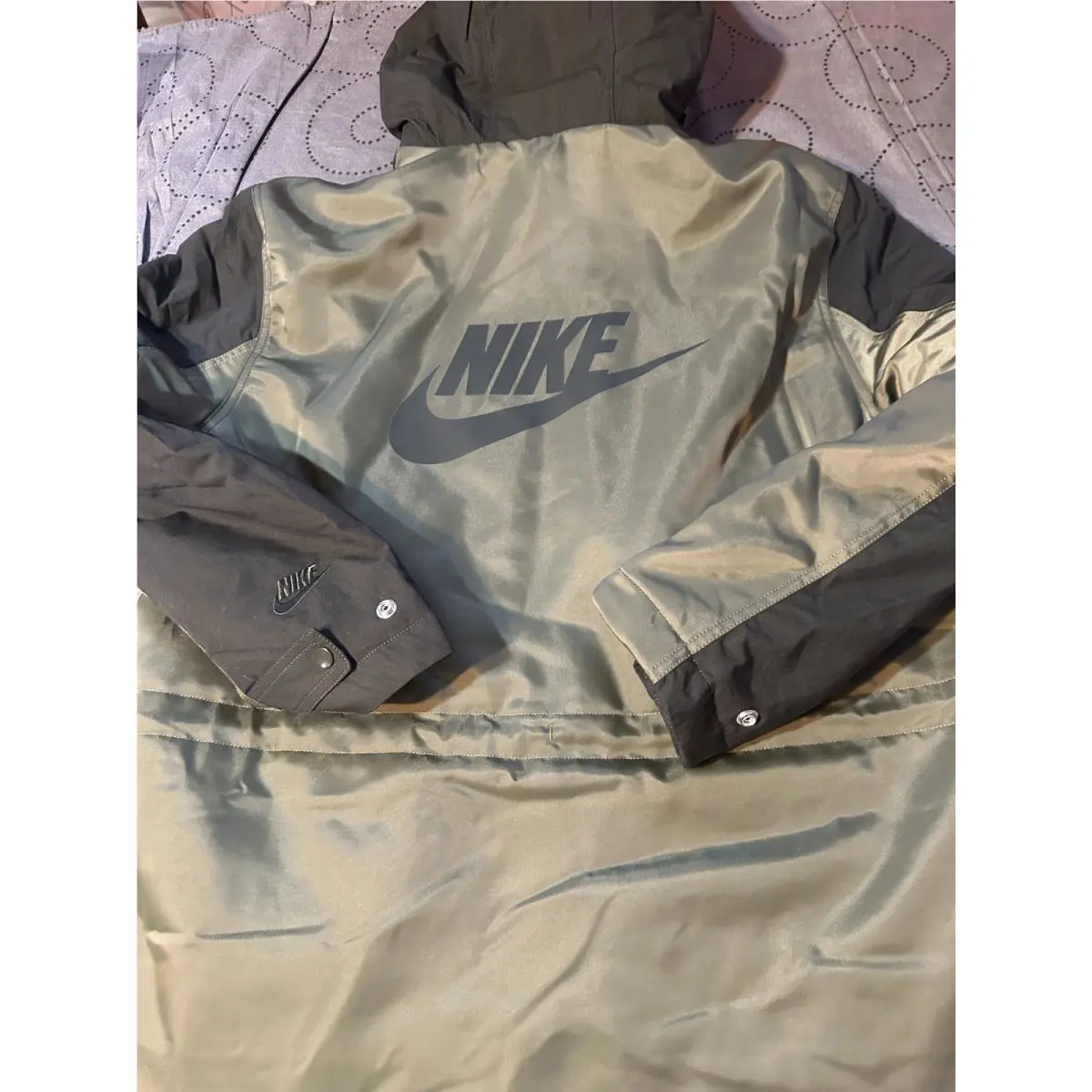 Nike clothing - GREEN`S + WHITE FAUX FUR 2