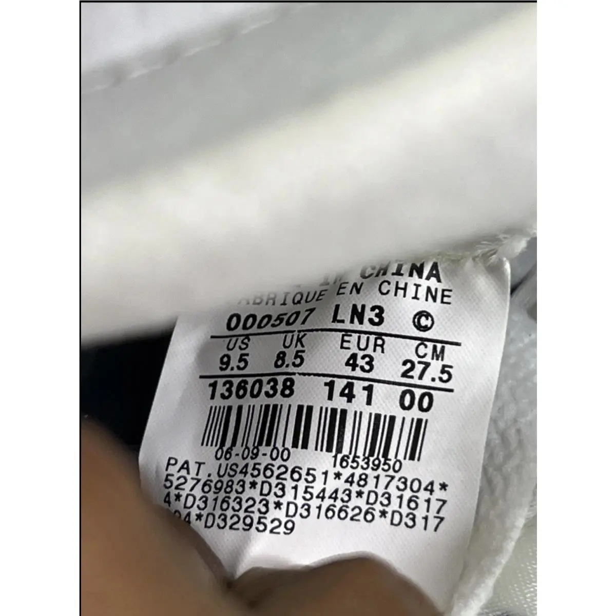 Nike shoes - Air Jordan 6 - Air - 136038-141 - White 0