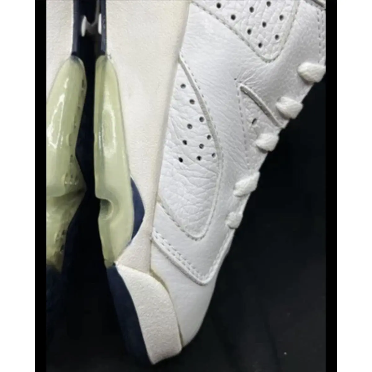 Nike shoes - Air Jordan 6 - Air - 136038-141 - White 5
