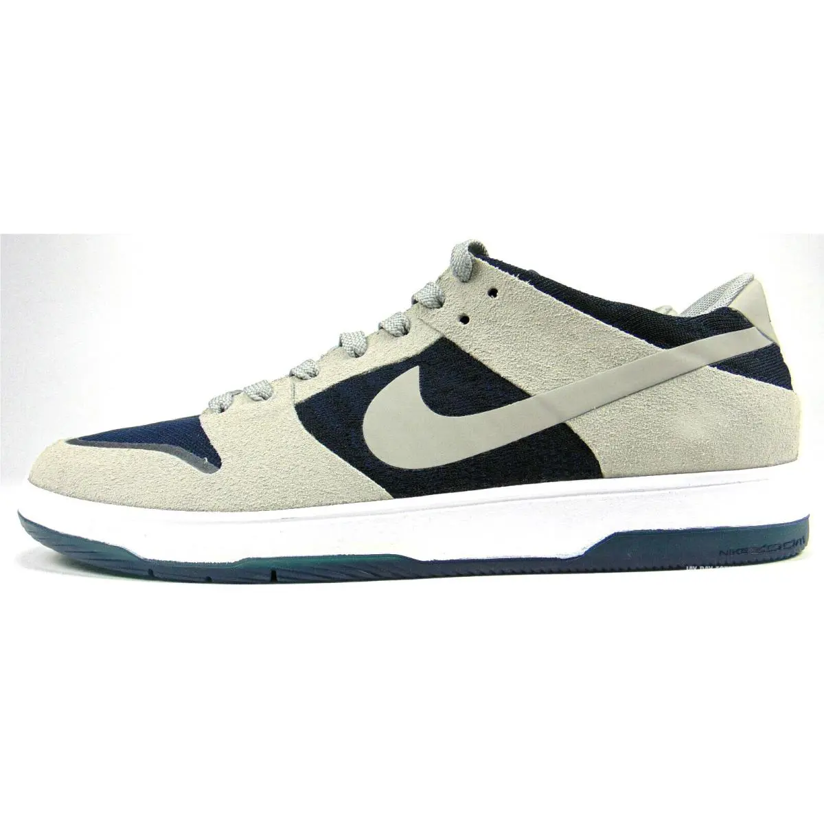 Nike shoes - Nike Sb Dunk Low Elite - 864345-004 - Gray, Manufacturer: Medium Grey/Medium Grey-Dark Obsidian (UPC: 00826215227199) 4