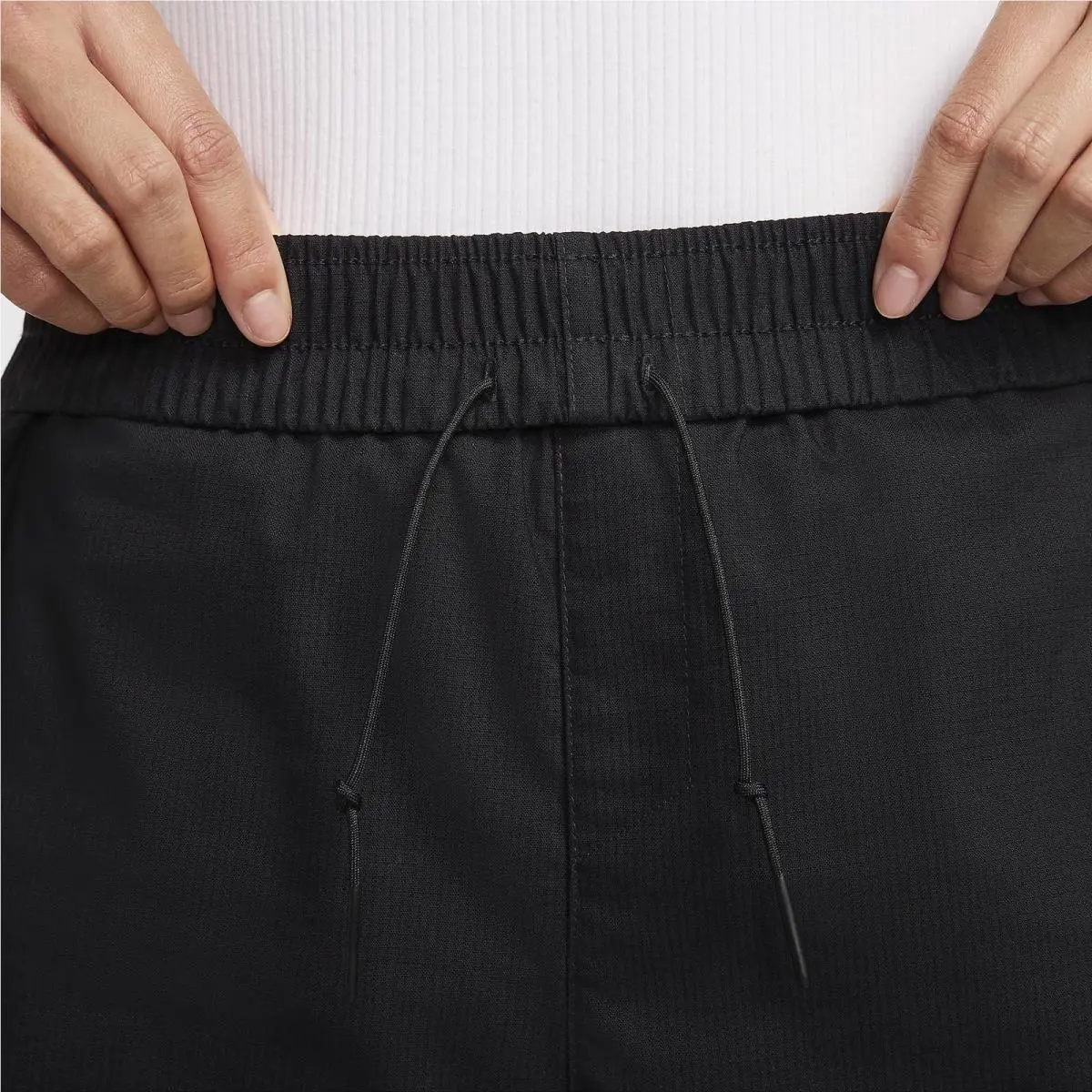 Nike clothing - Black/White (UPC: 197596807592) 1