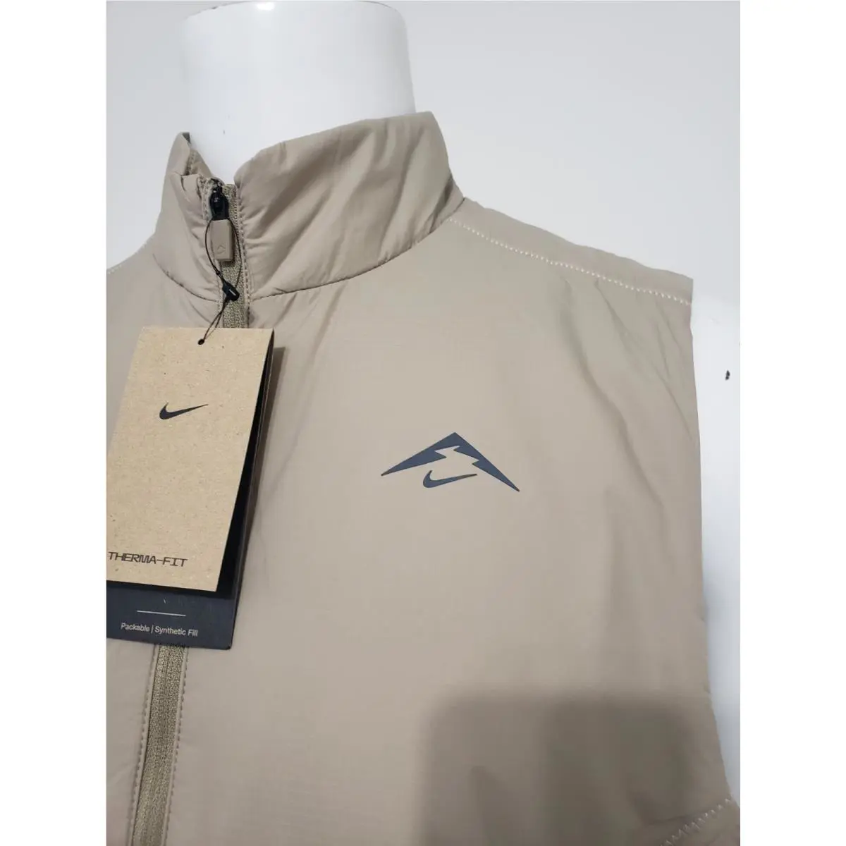 Nike clothing - Brown (UPC: 197599049814) 0