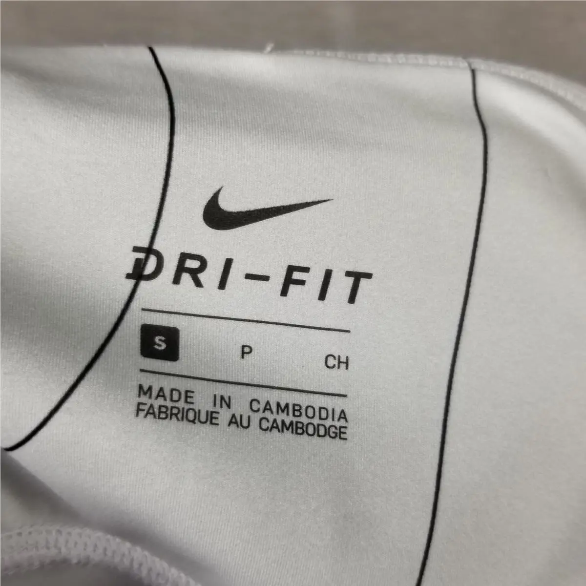Nike clothing - Gray (UPC: 194499730415) 8