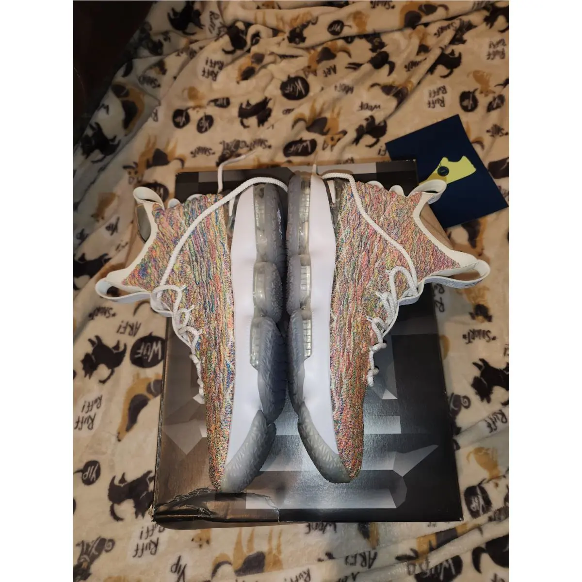 Nike shoes - Nike LeBron 15 - LeBron - 897648-900 - White, Manufacturer: Multi-Color/White (UPC: 0888413807238) 0